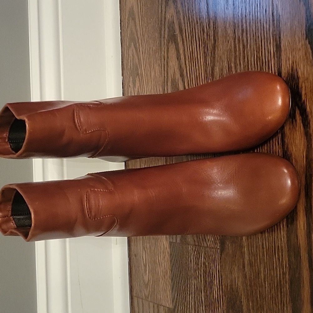 Tory Burch Bootie